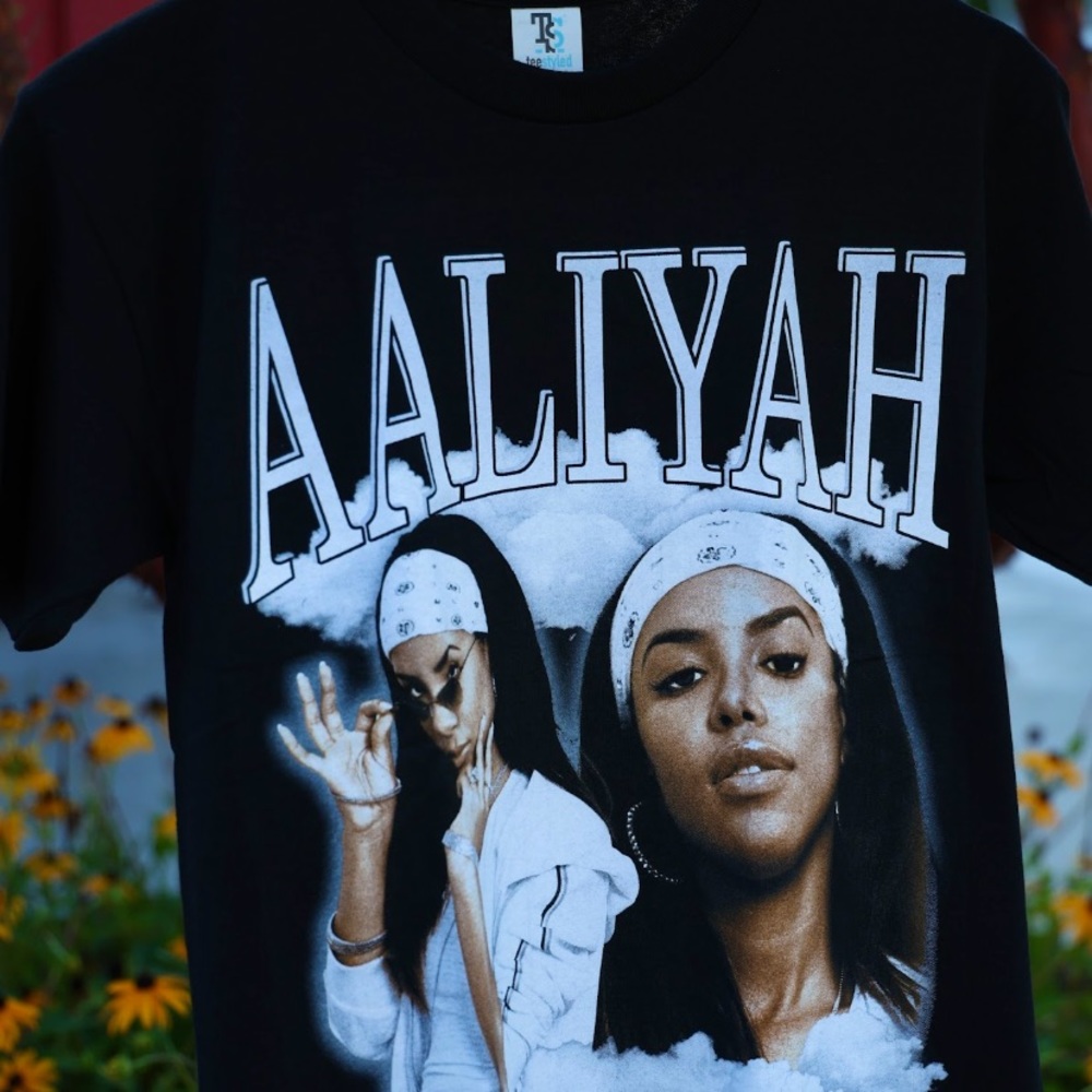 Aaliyah graphic Classic Tshirt